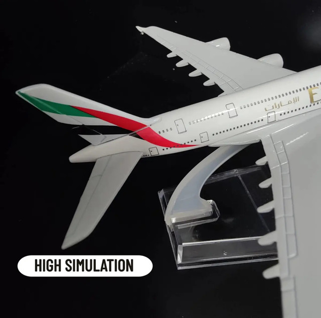 Model Aircraft Metal Replica Airplane Emirates A380 Aviation Plane for Gift Show piece (1:450)